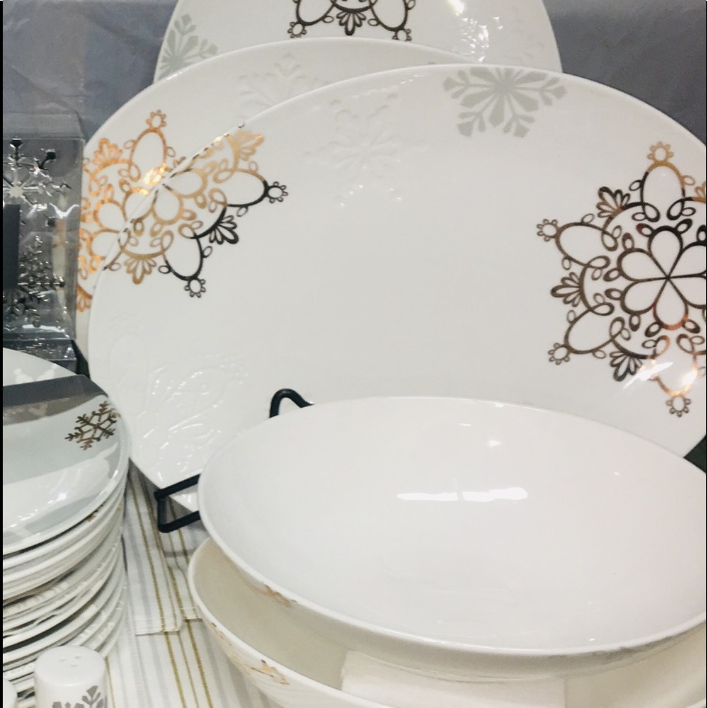 Martha Stewart platter and bowl